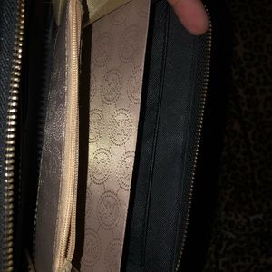 Micheal Kors Wallet